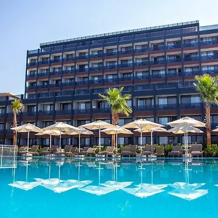 Hotel The Nowness Esmirna